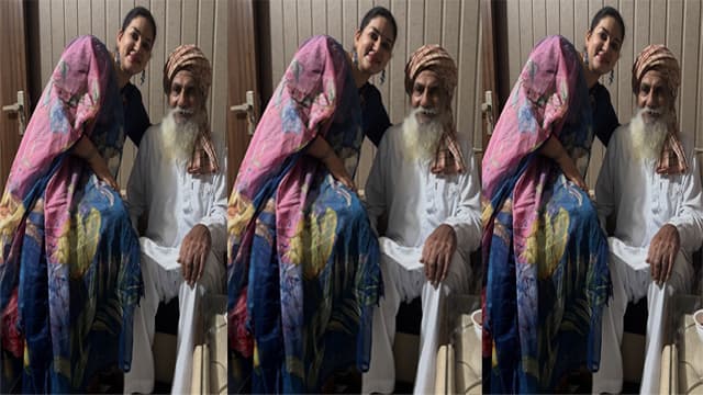 Old Man Touching Ass Aunty Pussy – Viralsex